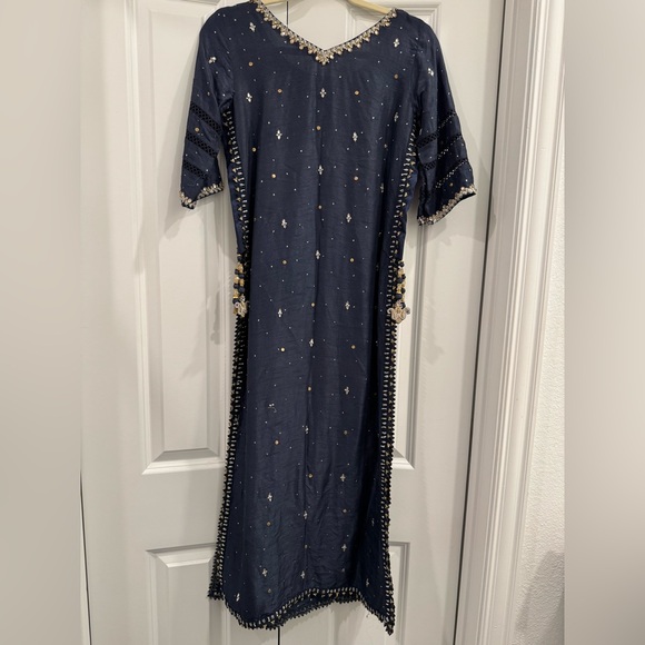 Famous Nadia farooqui pakistani designer dress - Picture 4 of 10